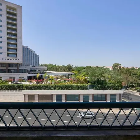 Marques Pombal Ritz Hotel- Park Eduardo Vii Lisbona